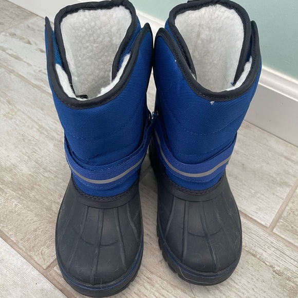 lily and dan Shoes Snow Boots Sz 31 Poshmark